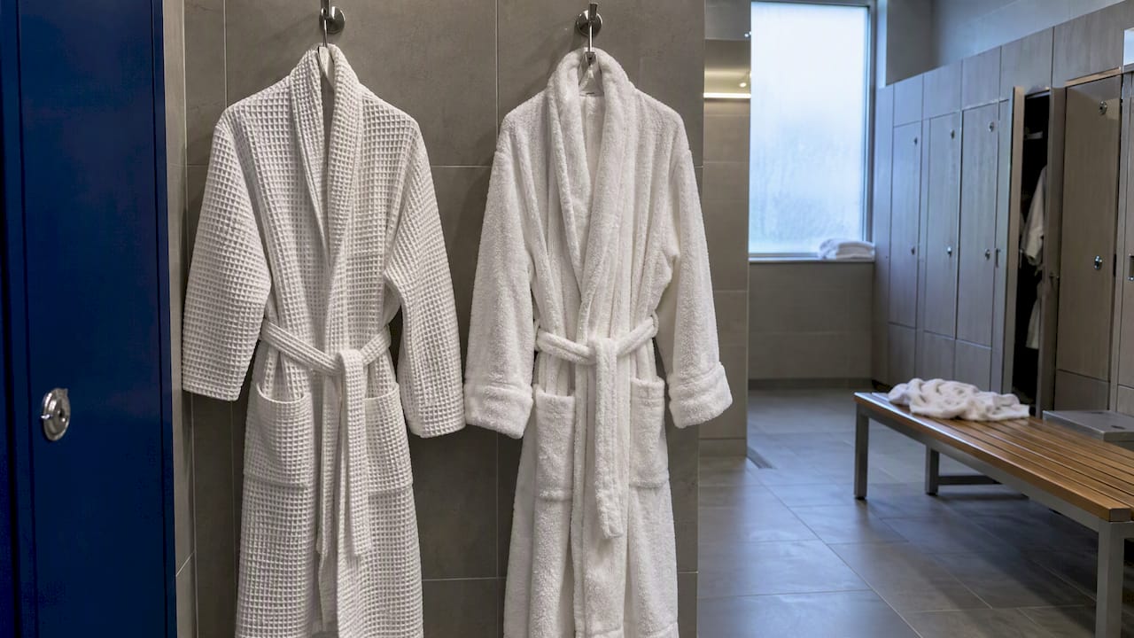 Waffle vs Terry Bathrobes: Which Suits a Hotel or Spa?